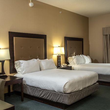 Holiday Inn Express & Suites Detroit - Novi By Ihg Buitenkant foto