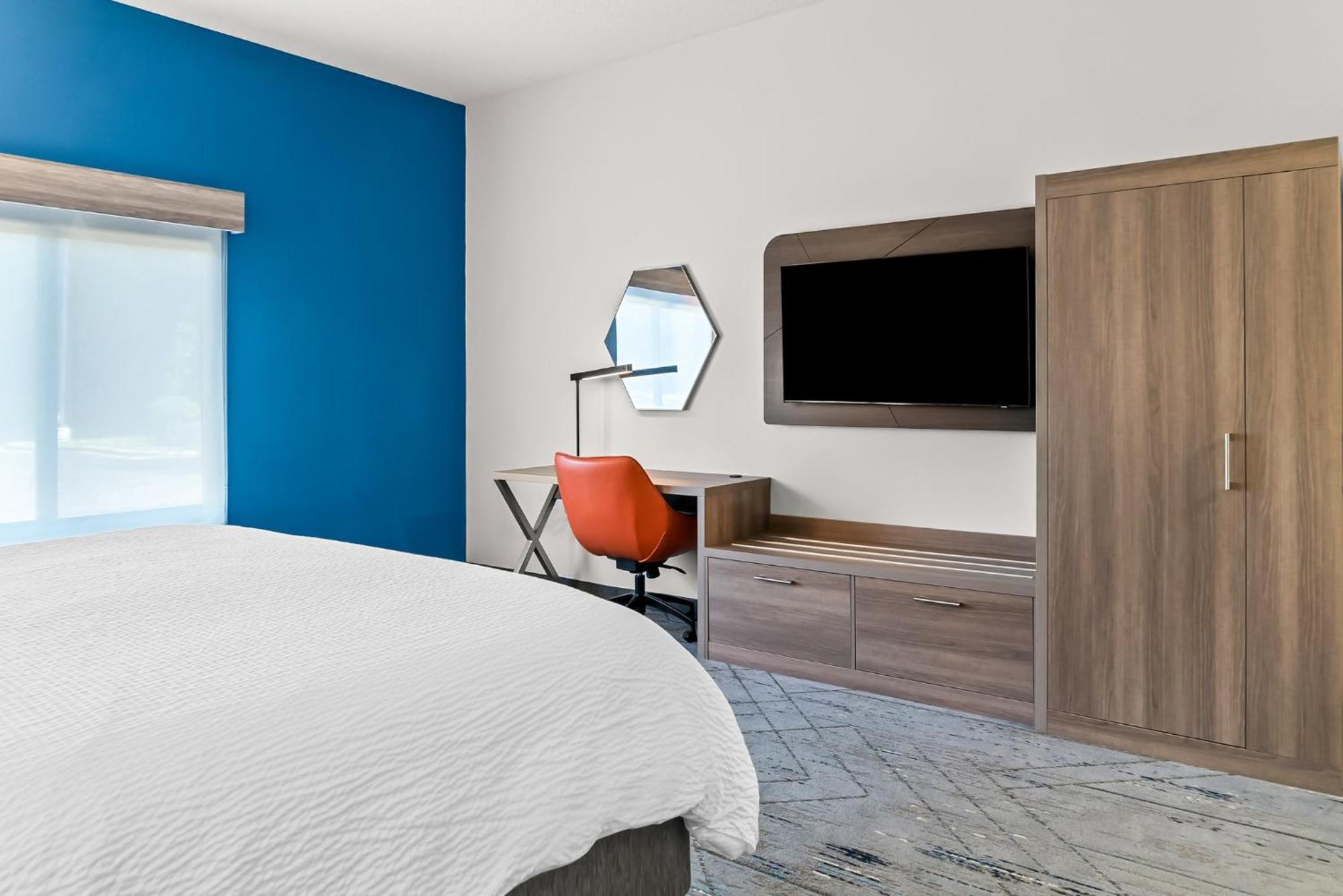 Holiday Inn Express & Suites Detroit - Novi By Ihg Buitenkant foto